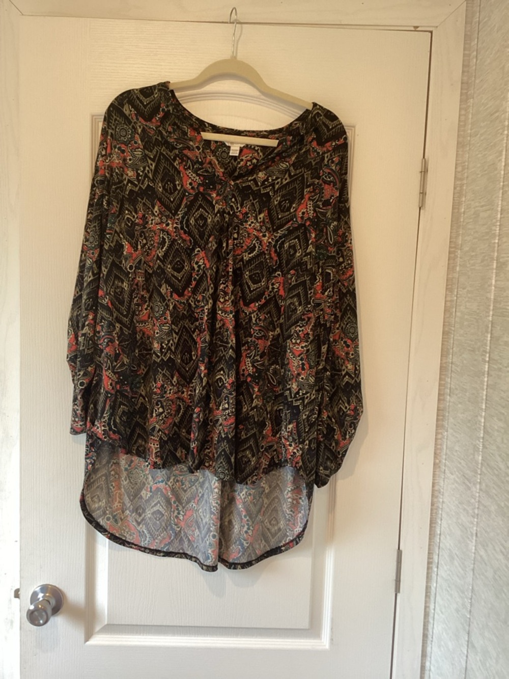 Cato Black Geometric & Floral High-Low Tunic 22/24W EUC
